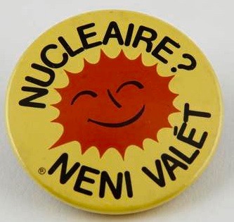 L'ADN d'Écolo (Alternative au Désastre Nucléaire) s'est transformé récemment en ersatz d'OGM (Organisation du Mensonge Gouvernemental). Ressortez vos badges et vos auto-collants !