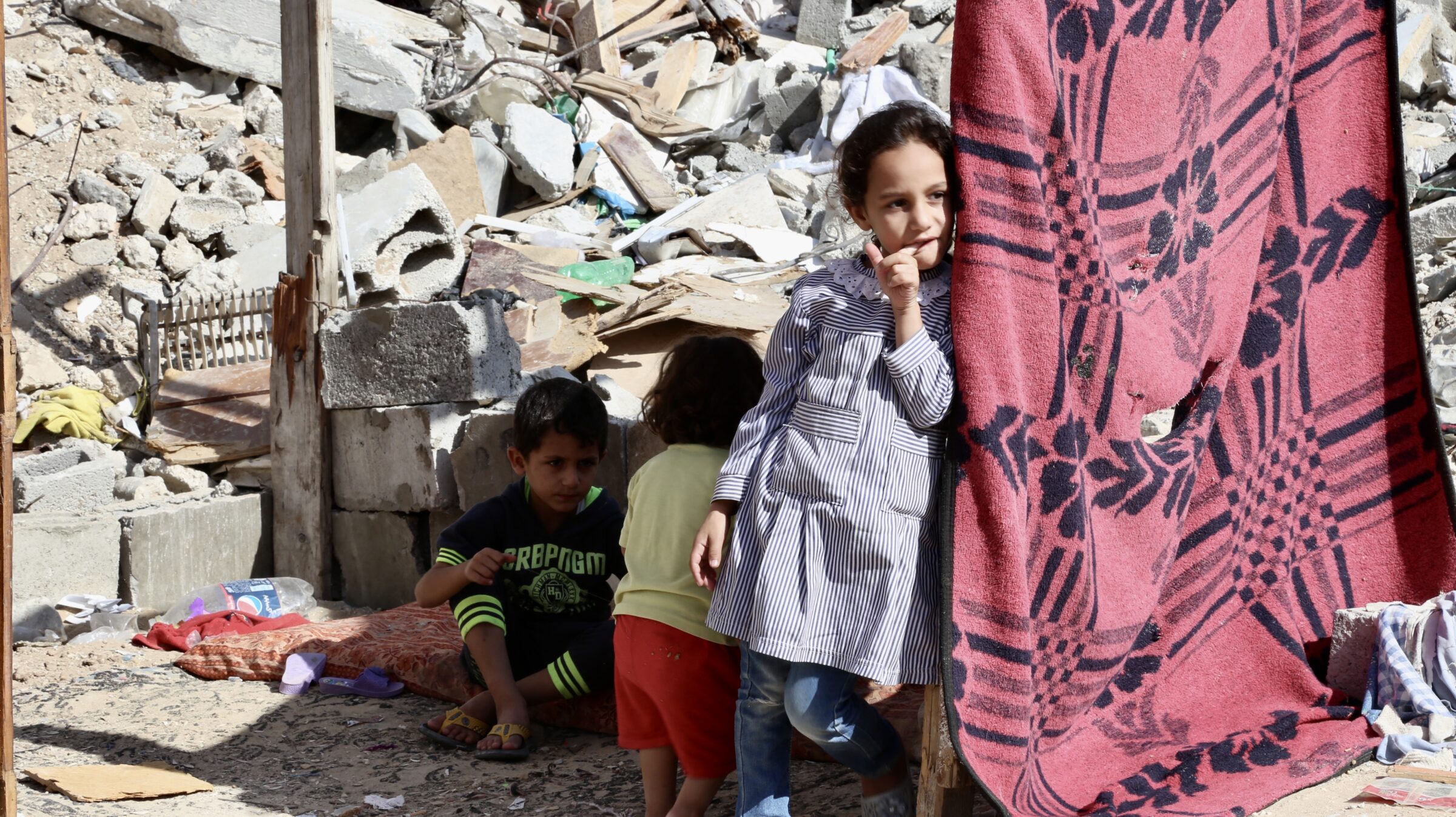 Une discussion à bâtons rompus autour de la judaïté, de la langue, de la diaspora, d'Israël, de la guerre et de la paix, pour imaginer un avenir où chacun, en Palestine comme ailleurs, pourrait trouver sa place (photo : des enfants à Gaza en 2015).