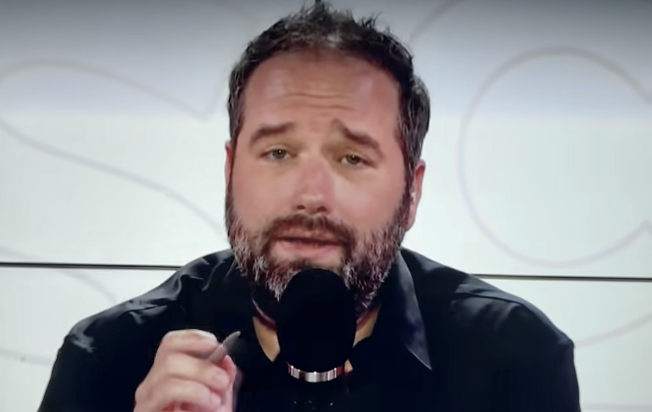 L asymptomatique UNE PLAINTE AU CSA POUR C EST VOUS QUI LE DITES L asymptomatique UNE PLAINTE AU CSA POUR C EST VOUS QUI LE DITES