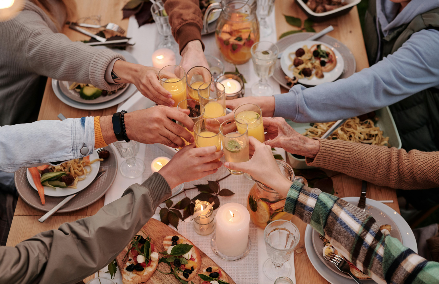 TABLE D’HÔTES IMPROVISÉE par toi, vous, elles et eux.