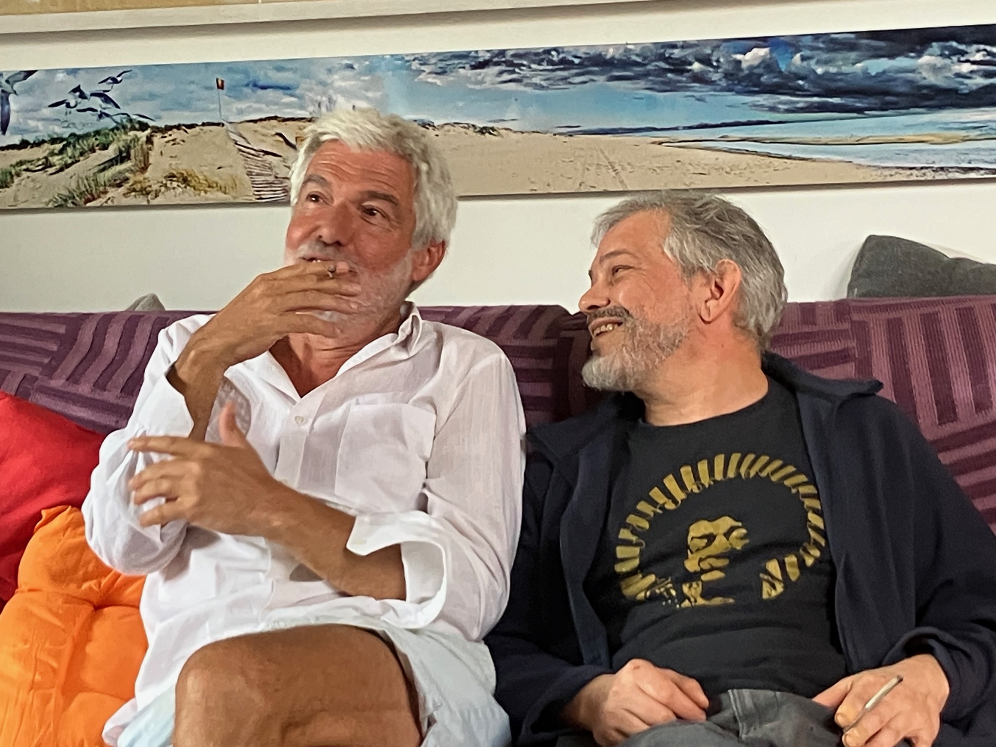 Lucas Racasse vient de publier, en collaboration avec l’écrivain et éditeur Xavier Löwenthal, un « roman graphique » assez délirant : « KXZ ».